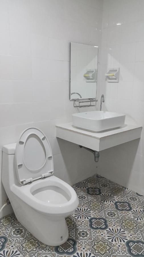 Sri Chumphon Hotel Dış mekan fotoğraf